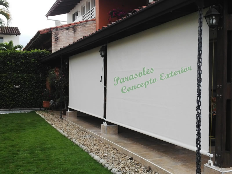 Tipo Vertical en Lona Scring Imp